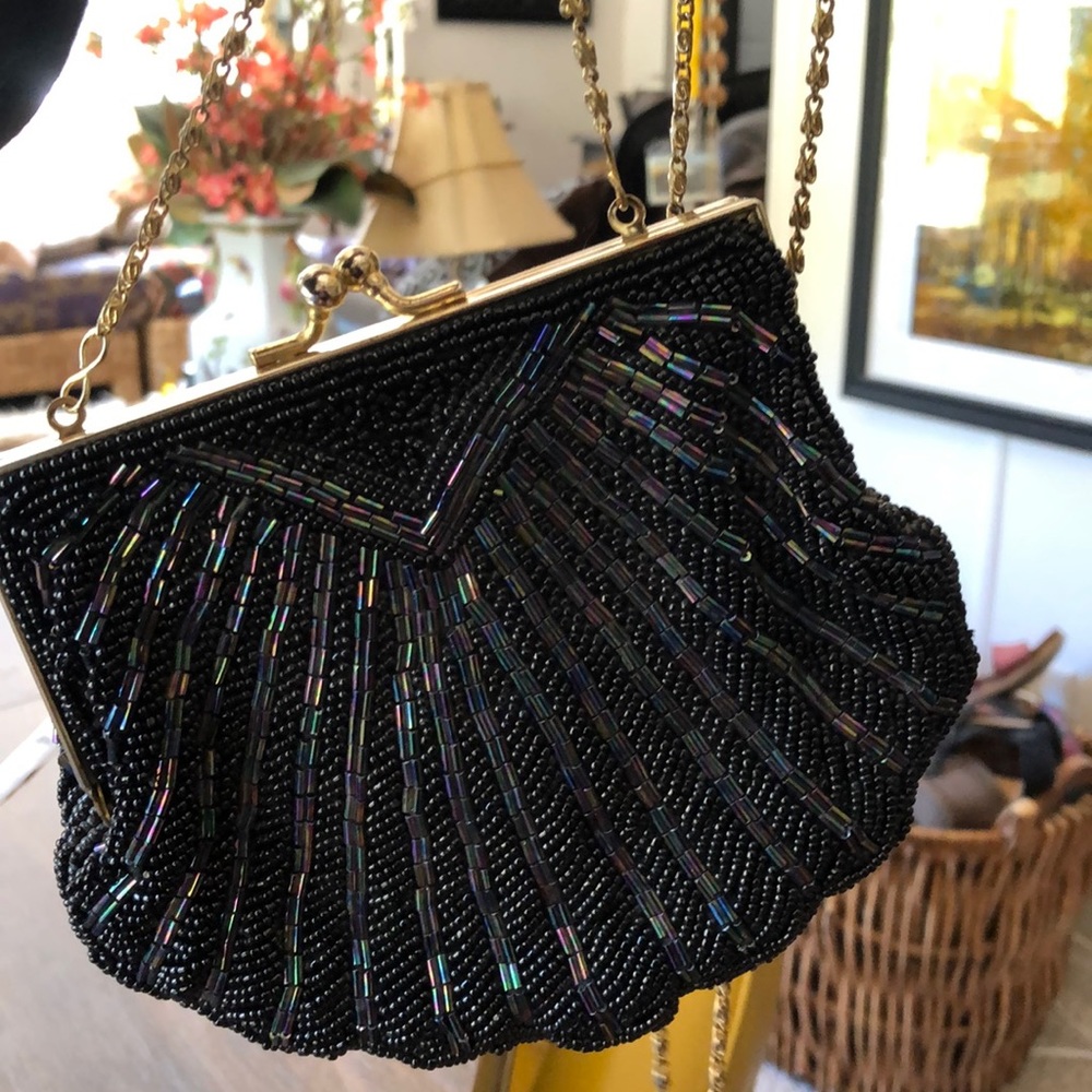VNT beautiful black bead Scalloped handbag - Picture 13 of 16